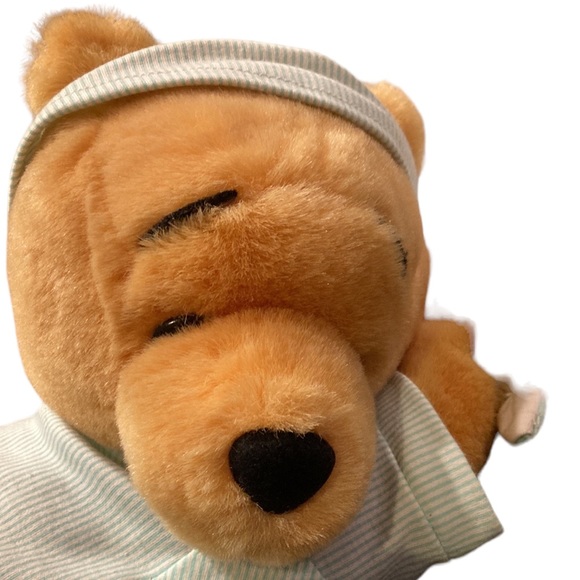 Vintage Disney Winnie Pooh Sleeping Stuffed Plush Bear - Picture 4 of 11